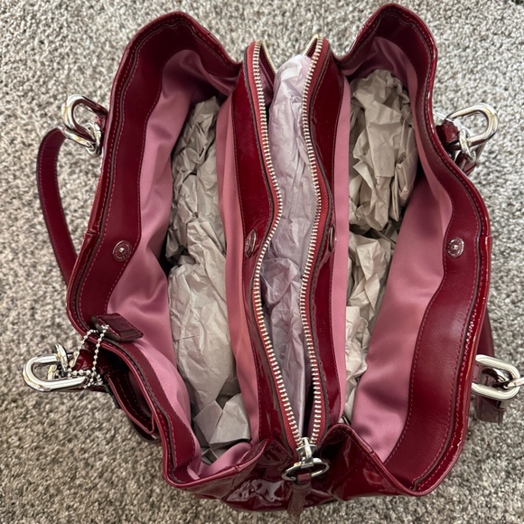 NWT Red Patent Leather Purse/Bag - Picture 5 of 10